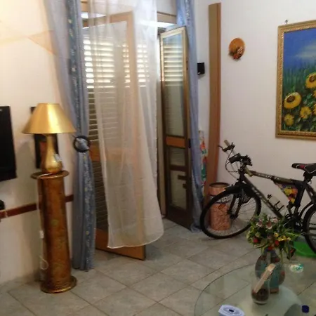 La Casetta Bianca Vicino Mare * Vibo Valentia Marina