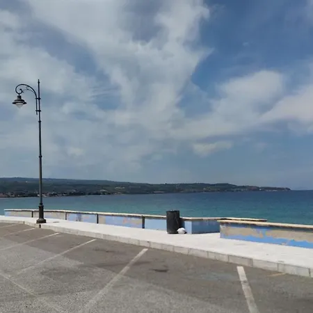 Feriehus La Casetta Bianca Vicino Mare