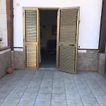 La Casetta Bianca Vicino Mare Prázdninový dům *